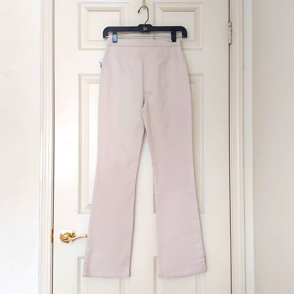 NWOT. Cotton and Lycra High-Waist Flare Leg Stretch Pant w/Side Button Opening. - Picture 8 of 8